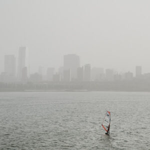 Pollution in Seoul - Windsurfing