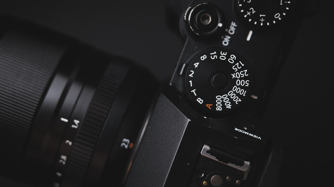 The Fujifilm X-T5: Retro Design or Functional Tool? – FUJILOVE MAGAZINE