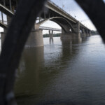 20:15 Tired Yellow Submarine (Valeriy Klamm)